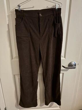 Halara NWT Brown Corduroy Zipper Pants with Pockets, Trousers, Size Large
